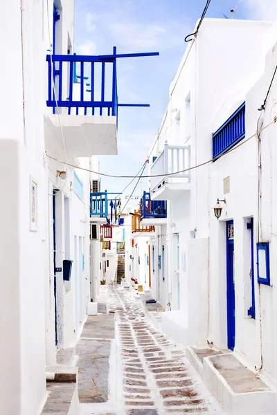 Quaint ulice v Mykonos, Řecko. — Stock fotografie