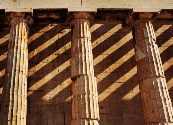 Tempel des Hephaistos, Nahaufnahme dorischer Säulen. athens. — Stockfoto