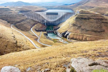 Baraj duvarı - yukarıdan görünüm