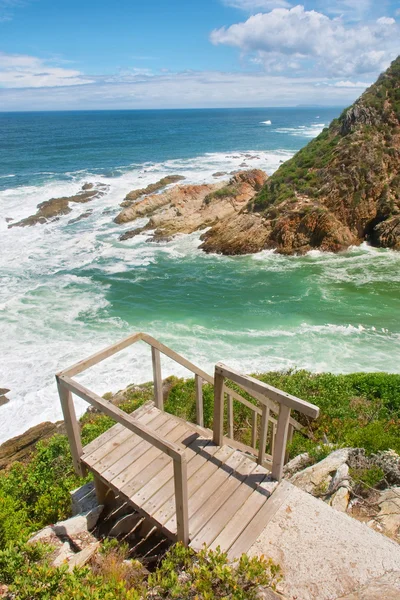 Viewing deck and ladder against beach — Stock Photo, Image