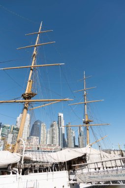 Buenos Aires, Arjantin; 31 Ekim 2019: Fragata ARA başkanı Sarmiento müze gemisi, Puerto Madero, modern, seçkin ve turistik bir mahalle