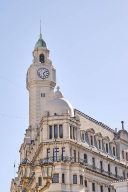 Buenos Aires, Arjantin; 24 Ocak 2021: Palacio de la legislatura 'nın saat kulesi, Parlamento veya Ayerza Sarayı