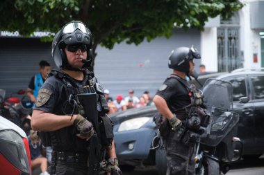 11 Şubat 2026, Buenos Aires, Arjantin: Senato 'da aynı gün işçi reformuna karşı yapılan büyük protesto. 11 Şubat 2026, Buenos Aires, Arjantin: Senato 'da aynı gün işçi reformuna karşı yapılan büyük protesto. Yap