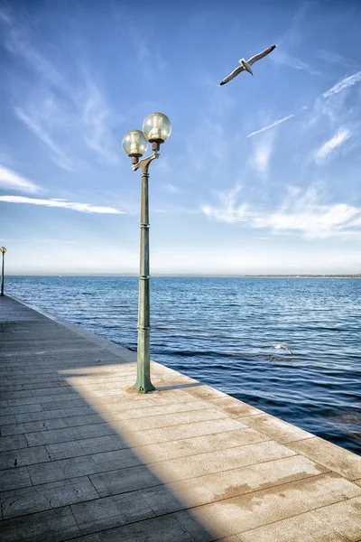 Lamp at the beach — Stock Photo, Image