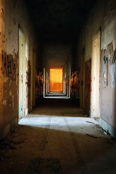 Casa abandonada interior — Fotografia de Stock