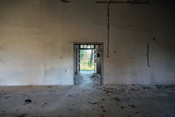 Interior de la casa abandonada — Foto de Stock