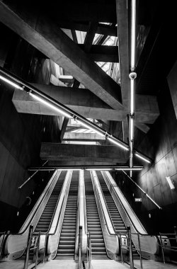 Modern metro iç