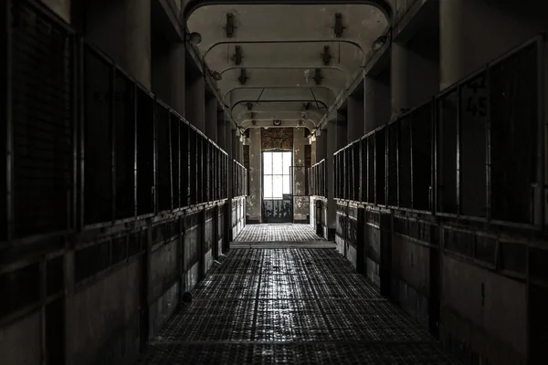 Dark industrial interior — Stock Photo, Image