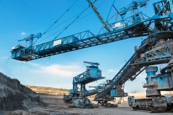 Bergbaumaschinen in der Mine — Stockfoto