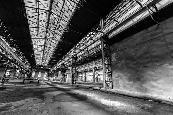 El distribution hall i metallindustrin — Stockfoto