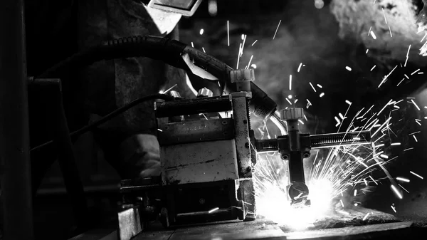 Stromverteilungshalle in der Metallindustrie — Stockfoto