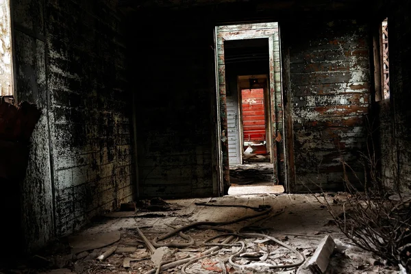 Altes Kutscheninterieur mit leichtem Eindringen — Stockfoto