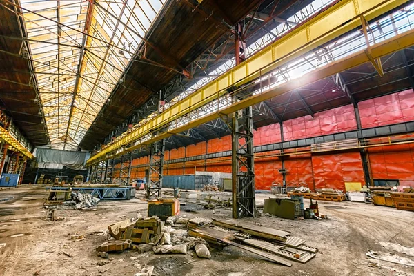 Sala de distribuição de electricidade na indústria metalúrgica — Fotografia de Stock