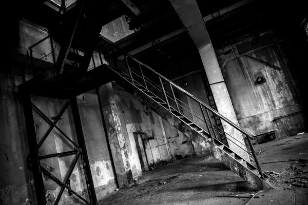 Intérieur industriel abandonné Images De Stock Libres De Droits