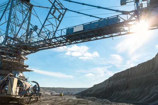 Machines minières dans la mine — Photo