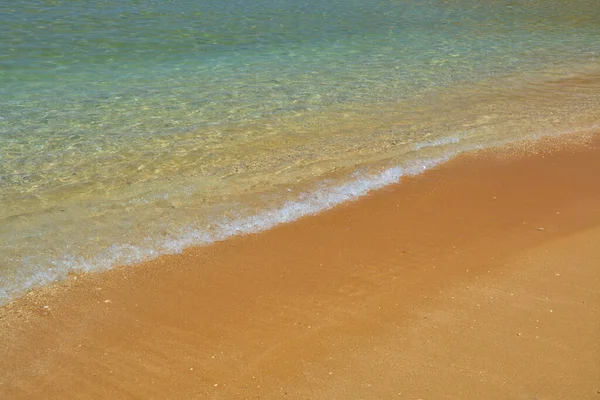 Пляж Красным Песком Заливе Рамла Острове Гоцо Мальта — стоковое фото