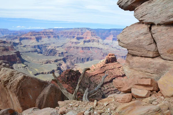 Grand Canyon National Park landscape, Ooh Aah Point, beautiful canyon view.