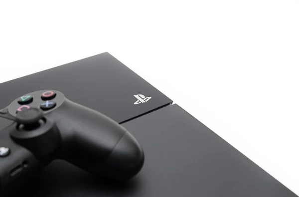 Playstation 4 с логотипом PS — стоковое фото