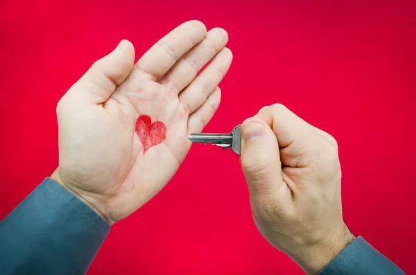 Schlüssel zur Liebe — Stockfoto