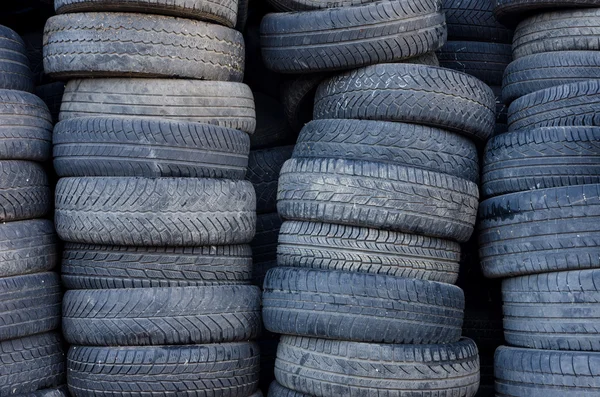 Old used tires — Stock Photo, Image