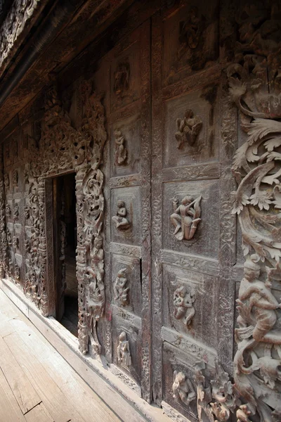 Храм Швендаванду в Мандалай — стокове фото