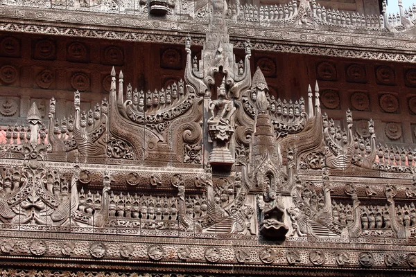 Shwenandaw Kyaung Mandalay tapınakta — Stok fotoğraf