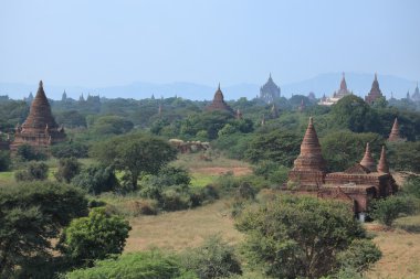 Myanmar 'daki Bagan tapınakları