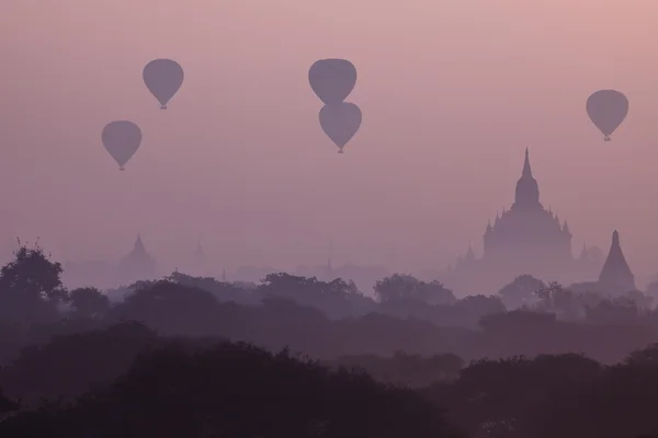 미얀마에서 일출의 바간 사원 — 스톡 사진