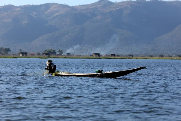 The Leg Rowers dal lago Inle in Myanmar — Foto Stock