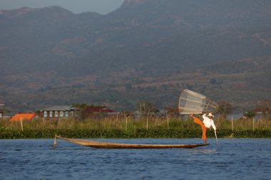 Bacak rowers Inle Gölü Myanmar