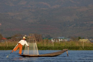Bacak rowers Inle Gölü Myanmar