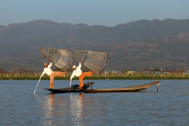 Bacak rowers Inle Gölü Myanmar