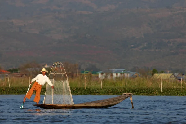 Bacak rowers Inle Gölü Myanmar