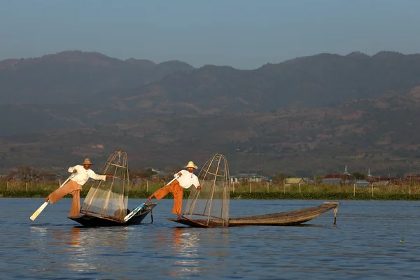Die Beinruderer vom inle lake in myanmar — Stockfoto