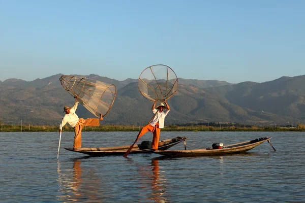 Bacak rowers Inle Gölü Myanmar