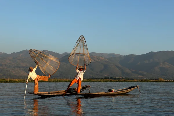 Bacak rowers Inle Gölü Myanmar