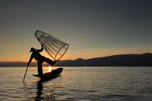 Bacak rowers Inle Gölü Myanmar