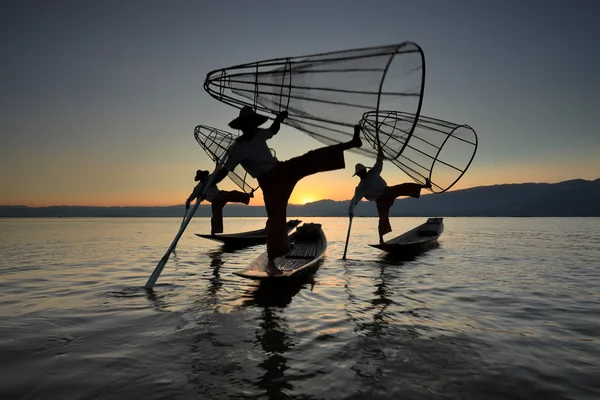 Bacak rowers Inle Gölü Myanmar