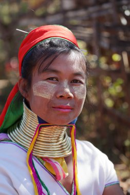 Geleneksel Padaung kadın Myanmar