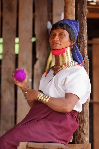 Geleneksel Padaung kadın Myanmar — Stok fotoğraf