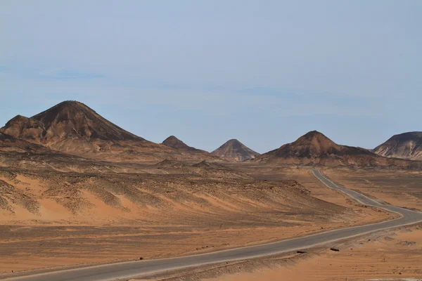 Le désert noir au Sahara égyptien — Photo