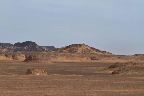 在埃及撒哈拉地区黑沙漠 — 图库照片