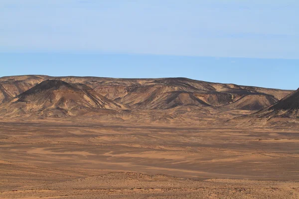 De zwarte woestijn in de Sahara van Egypte — Stockfoto