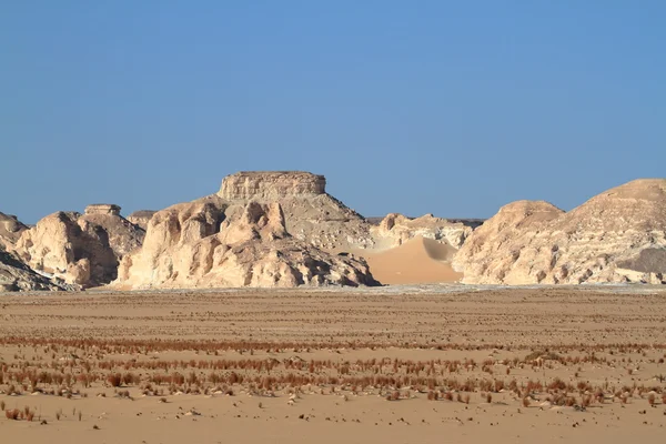 Bílá poušť ve Farafře v egyptské Sahaře — Stock fotografie