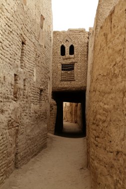 El Qasr Mısır'daki Sahara Çölü'nde