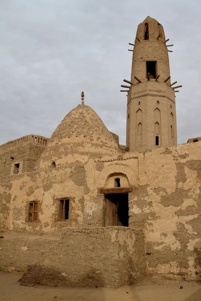 W mieście Kasr El na pustyni Sahara w Egipcie — Zdjęcie stockowe