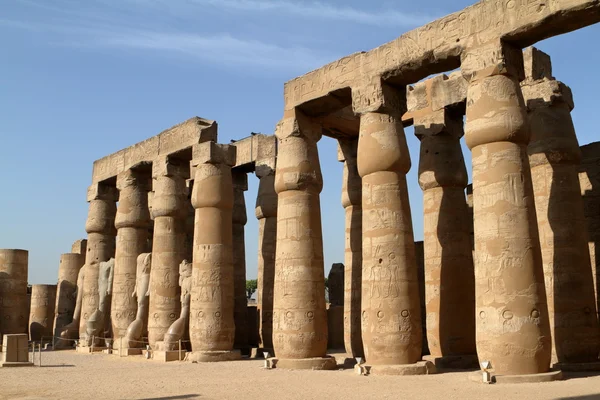 Ο ναός της πολυτέλειας στην Αίγυπτο — Φωτογραφία Αρχείου