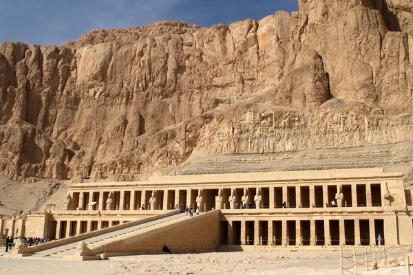 El Templo de Hatshepsut en Egipto — Foto de Stock