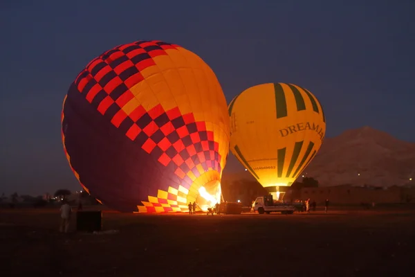 Montgolfière au-dessus de l'Egypte — Photo