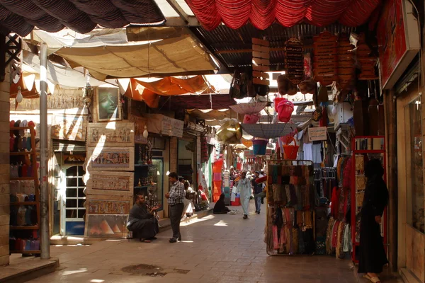 Der orientalische Markt von Assuan in Ägypten — Stockfoto